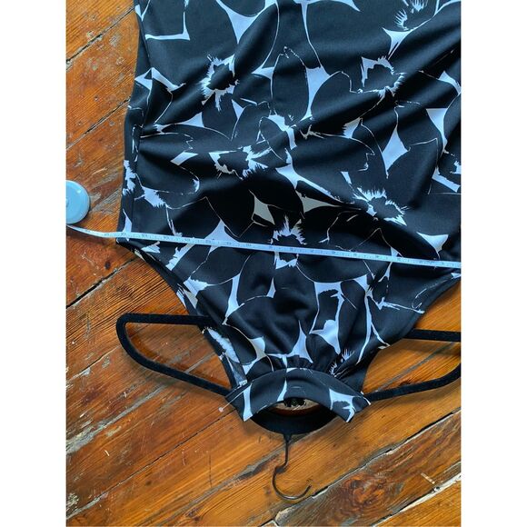 MICHAEL Michael Kors Black and White Floral Halter Sheath Dress Size 10 - Picture 10 of 11